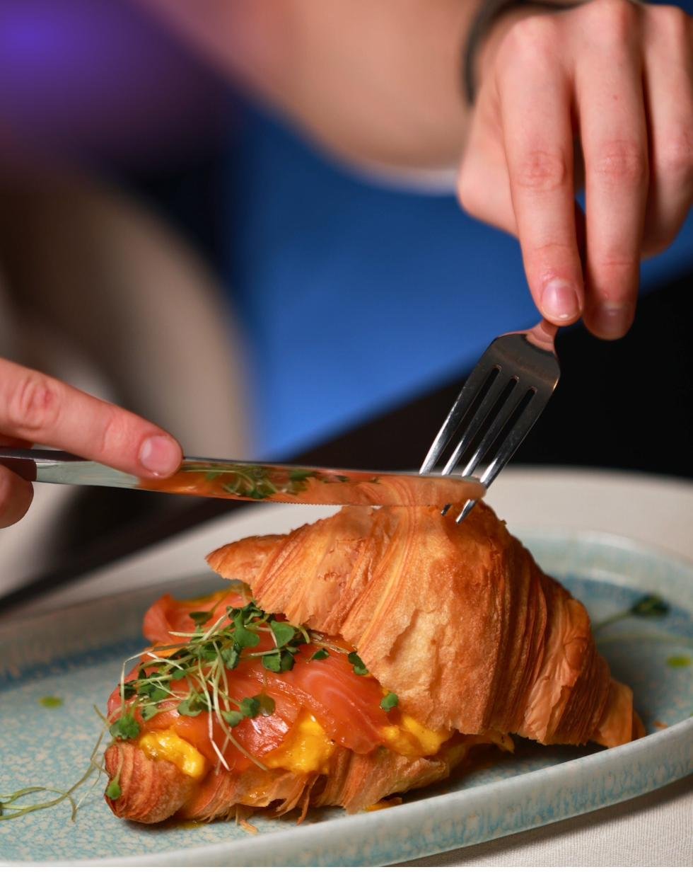 Salmon croissant